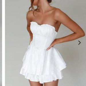 Selfie Leslie- PARIS MUSE GATHERED BUST ROMPER WHITE